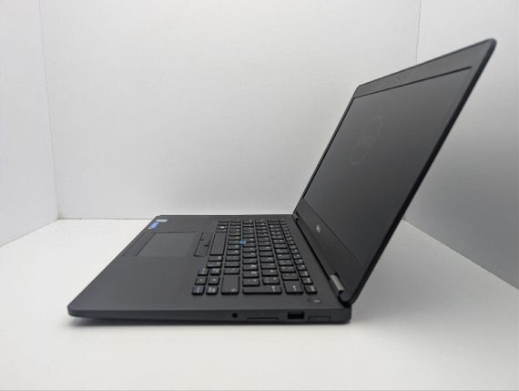 Ноутбук Dell Latitude E7470 / 14" (1920x1080) IPS / Intel Core i5-6300U (2 (4) ядра по 2.4 - 3.0 GHz) / 8 GB DDR4 / 120 GB SSD / Intel HD Graphics 520 / WebCam б/у | Зображення 4