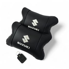 Набір шкіряних подушок Suzuki з вишивкою логотипу + брелок у подарунок для авто