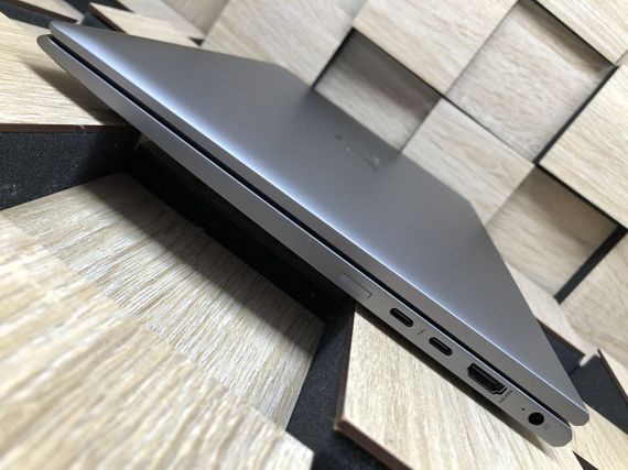 Ультрабук Б-класс HP ZBook Firefly 14 G8 / 14" (1920x1080) IPS / Intel Core i7-1185G7 (4 (8) ядра по 1.2 - 4.8 GHz) / 16 GB DDR4 / 512 GB SSD / Intel Iris Xe Graphics / WebCam б/у | Зображення 5