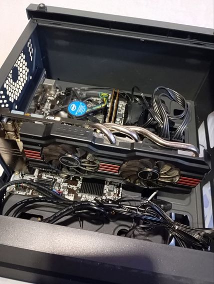 Ігровий ПК Vinga Limpid Tower / Intel Core i5-6500 (4 ядра по 3.2 - 3.6 GHz) / 16 GB DDR4 / 256 GB SSD + 2000 GB HDD / nVidia GeForce GTX 660 Ti, 2 GB GDDR5, 192-bit / 700W б/в | Зображення 6