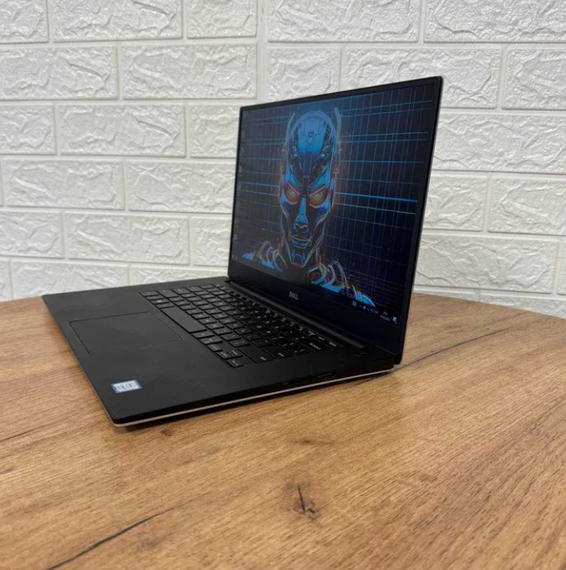 Ноутбук Dell Precision 5510 i7 6820HQ 16GB SSD 256GB Quadro M1000M Б/В | Зображення 1