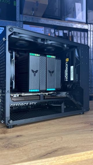 Збірка на замовлення: ігровий ПК Jonsbo Z20 Black Tower / AMD Ryzen 7 9800X3D (8 (16) ядер по 4,7 - 5,2 ГГц) / 32 ГБ DDR5 / 2000 ГБ SSD M.2 / nVidia GeForce RTX 5070 Ti, 16 ГБ GDDR7, 256-bit / 850W | Зображення 6
