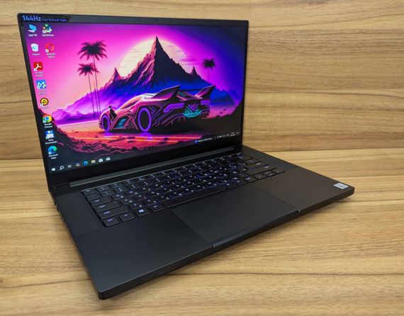 Ігровий ноутбук Razer Blade 15 Base RZ09-0328 / 15.6" (1920x1080) IPS / Intel Core i7-10750H (6 (12) ядер по 2.6 - 5.0 GHz) / 16 GB DDR4 / 512 GB SSD / nVidia GeForce RTX 2070, 8 GB GDDR6, 256-bit / WebCam / HDMI / Windows 10 б/в + Подарунок Миша / USB | Зображення 3