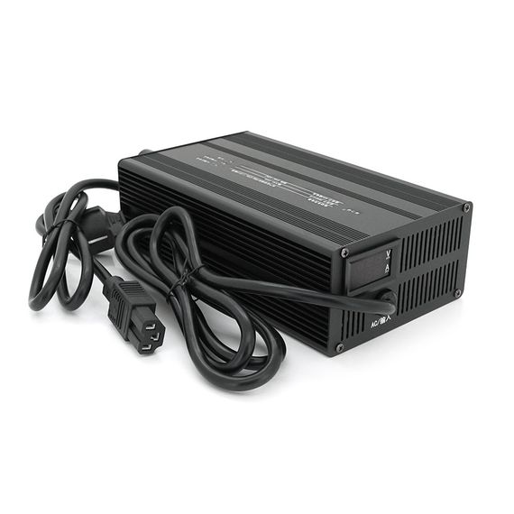 Зарядний пристрій для акумуляторів Li-ion 48V(58,4V),15A,1300W, LED-індикація, 225х125х68mm, 1.85kg