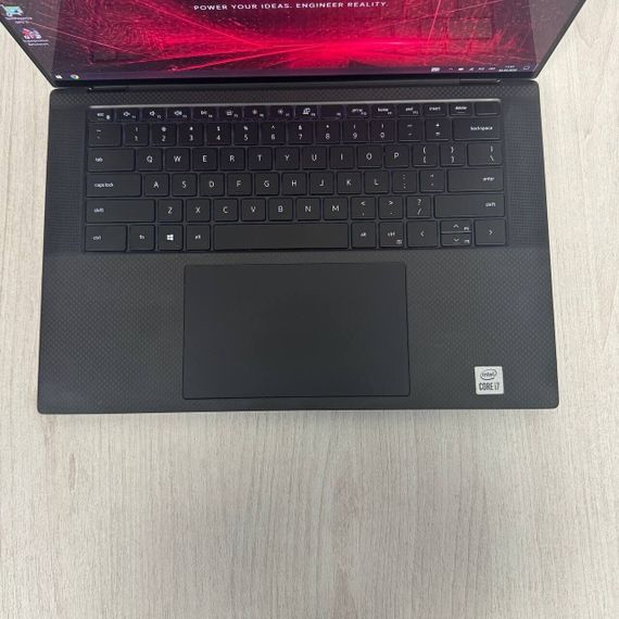 Мобільна робоча станція Dell Precision 5550 / 15.6" (1920x1080) IPS / Intel Core i7-10850H (6 (12) ядра по 2.7 - 5.1 GHz) / 16 GB DDR4 / 512 GB SSD M.2 / nVidia Quadro T1000, 4 GB GDDR5, 128-bit / WebCam б/в | Зображення 2