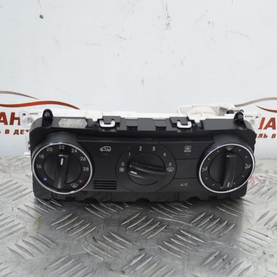 Блок управління клімат контролем Mercedes A-Class W169 перемикач кондиціонера Мерседес А-Клас A1698301785