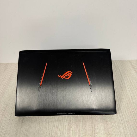Ігровий ноутбук Б-клас Asus ROG Strix GL502VS / 15.6" (1920x1080) IPS / Intel Core i7-6700HQ (4 (8) ядра по 2.6 - 3.5 GHz) / 16 GB DDR4 / 128 GB SSD + 1000 GB HDD / nVidia GeForce GTX 1070, 8 GB GDDR5, 256-bit / WebCam б/в | Зображення 5