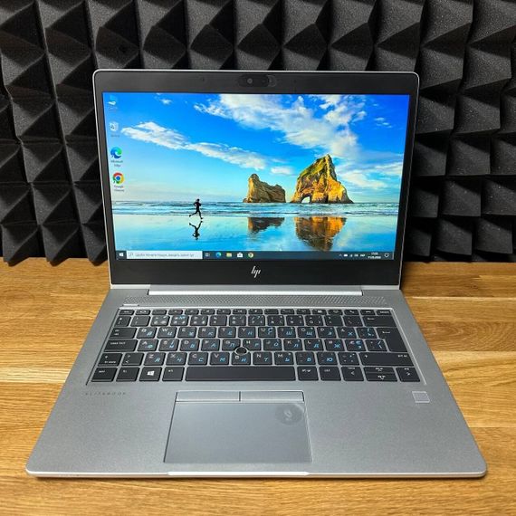 Ноутбук Б-клас HP EliteBook 735 G5 / 13.3" (1920x1080) IPS / AMD Ryzen 3 Pro 2300U (4 ядра по 2.0 - 3.4 GHz) / 8 GB DDR4 / 128 GB SSD / AMD Radeon Vega 6 Graphics / WebCam б/в | Зображення 1