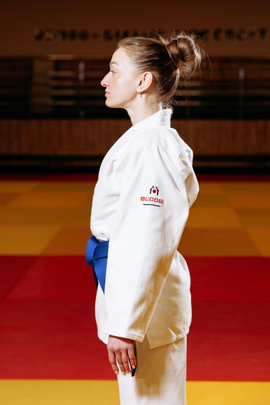 Біле кімоно для дівчат/жінок, айкідо, TM BUDOGI, зріст 160 см, щільність 500 гр/м.кв. | Зображення 3