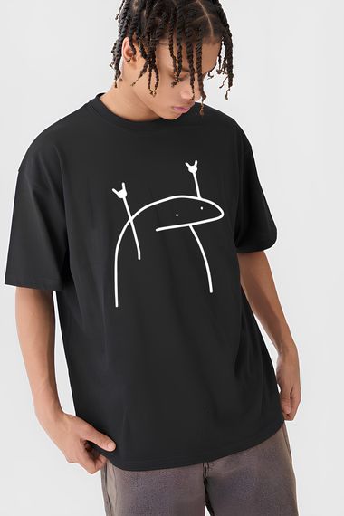 Футболка з мерчем