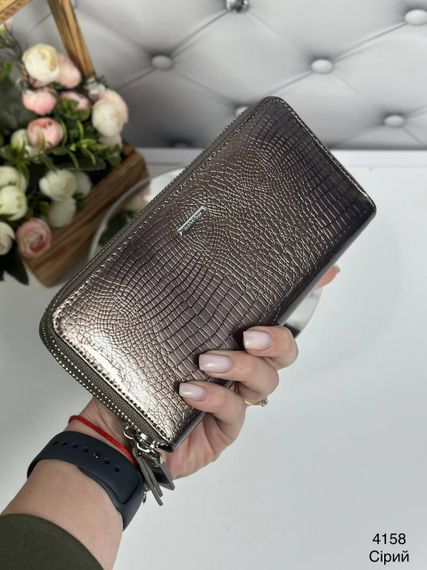 Кошелек женский большой натуральная кожа лак Серый