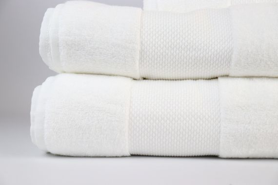 Рушник махровий білий щільний банний рушник для душу з бавовни м'який великий рушник 50х80 75х150 см | Зображення 7
