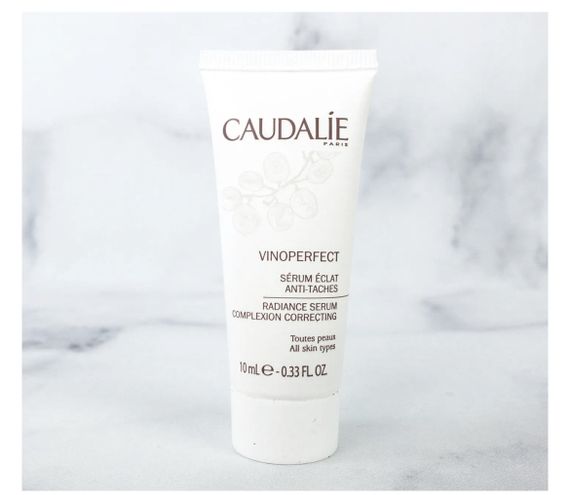 Caudalie Vinoperfect Сироватка-сяйво для корекції кольору обличчя, 10 ml