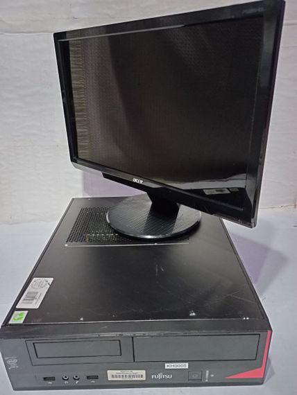 Комплект ПК: Fujitsu Esprimo E420 E85+ SFF / Intel Core i3-4160 (2 (4) ядра по 3.6 GHz) / 8 GB DDR3 / 500 GB HDD / Intel HD Graphics 4400 + Монітор Acer P195HQ / 19" (1366x768) TN / 1x DVI, 1x VGA б/в | Зображення 1