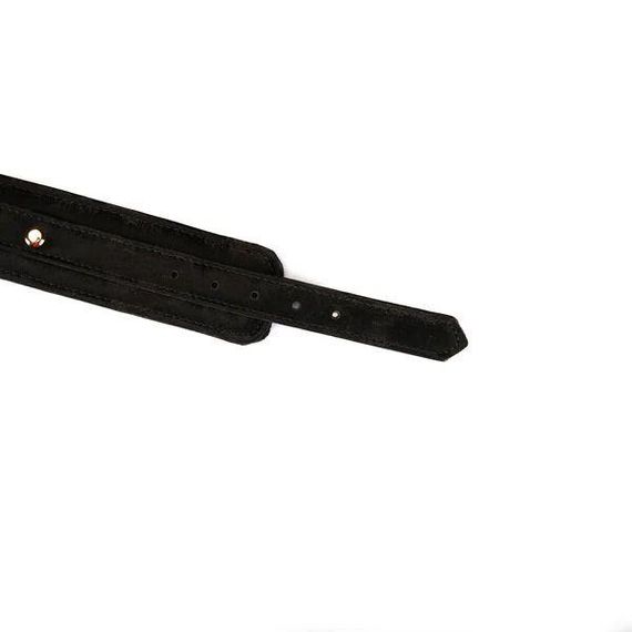 Наручники Liebe Seele Boudoir Amor Wrist Cuffs Black, з’єднувальний ланцюжок на карабінах Sex Aura | Зображення 5