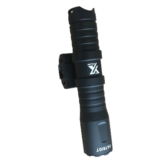 Подствольный тактический фонарик Xgun PATRIOT Flash Weaver