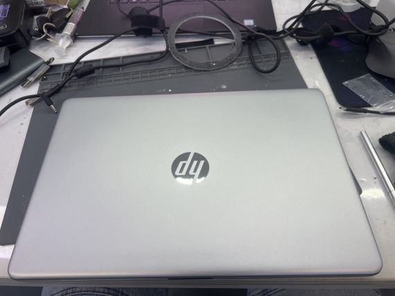 Ноутбук Б-клас HP 15-dy2045nr / 15.6" (1920x1080) IPS / Intel Core i5-1135G7 (4 (8) ядра по 4.2 GHz) / 16 GB DDR4 / 240 GB SSD / Intel UHD Graphics / WebCam б/в + Подарунок Бездротова миша HOCO GM28 | Зображення 7