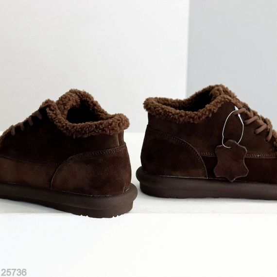 Стильні зимові низькі замшеві черевики колір Шоколад | Зображення 5