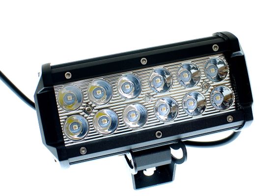 Светодиодная фара AllLight C-36W 12chip CREE spot 9-30V нижний крепеж | Зображення 3