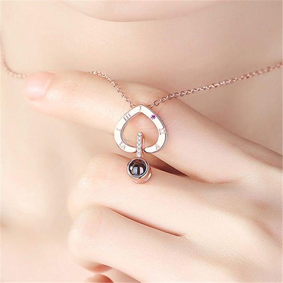 Кулон з ланцюжком "I love you" на 100 мовах світу / Жіночий кулон з проекцією / Підвіска на шию | Зображення 4