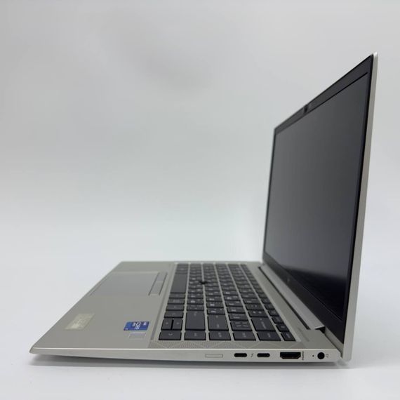 Ультрабук HP EliteBook 840 G8 / 14" (1920x1080) IPS / Intel Core i7-1185G7 (4 (8) ядра по 3.0 - 4.8 GHz) / 16 GB DDR4 / 512 GB SSD / Intel Iris Xe Graphics / WebCam б/в + Подарунок Мишка та килимок | Зображення 4