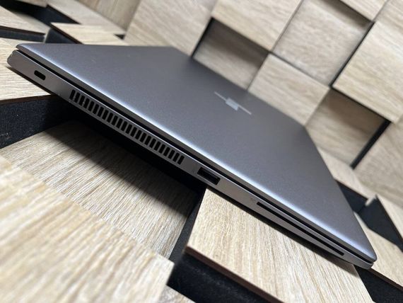 Ноутбук Б-клас HP ZBook 14U G5 / 14" (1920x1080) IPS / Intel Core i5-8350U (4 (8) ядра по 1.7 - 3.6 GHz) / 8 GB DDR4 / 256 GB SSD M.2 / Intel UHD Graphics 620 / WebCam / Fingerprint / HDMI б/в | Зображення 5