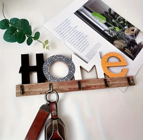 Вешалка для ключей
HOME Деревянная Ключница на стену
 Размер 
10.5* 29.5