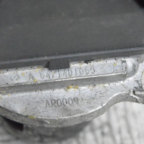 Клапан EGR Mercedes W164 W204 S204 W212 2006-2016 Клапан рециркуляції відпрацьованих газів Мерседес A6421401060 | Зображення 4