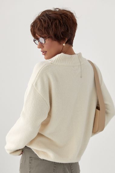В'язаний однотонний пуловер вільного фасону - молочний цвет, ONE SIZE (є розміри) | Зображення 1