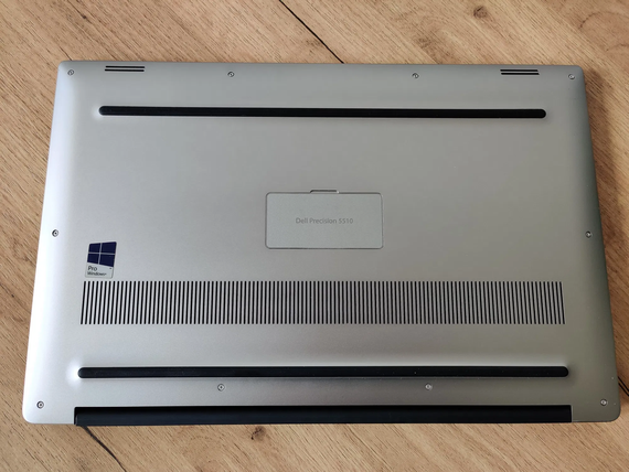 Ноутбук Dell Precision 5510/15.6 /IPS/i7 6820HQ/16Gb/SSD120/Quadro M1000M-2Gb | Зображення 5