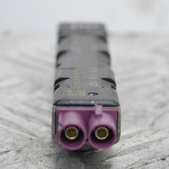 Підсилювач антени Audi Q5 8R нижній Ауді ку5 8R0035225C | Зображення 1