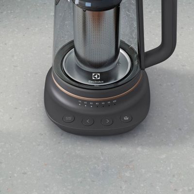 Електрочайник Electrolux E7GK1-8BP | Зображення 4