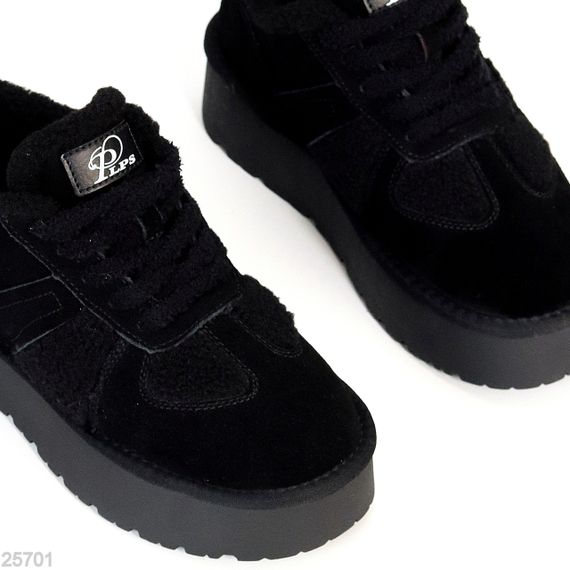 Черные кроссовки угги натуральная замша с мехом Тедди на утолщенной подошве | Зображення 1