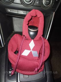 Чехол кофта Худи аксессуар на КПП Car Hoodie мицубиси Mitsubishi бордовый  подарок автомобилисту 10070