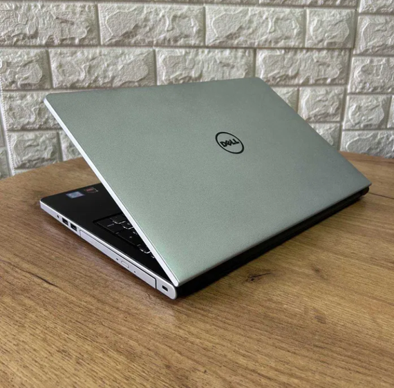 Ноутбук Dell Inspiron 5559 15,6" HD i7 6500U 8Gb SSD 500Gb Radeon R5 Б/В | Зображення 6