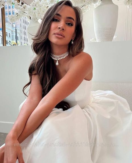 Атласна весільна сукня, розмір 48-50 | Зображення 4