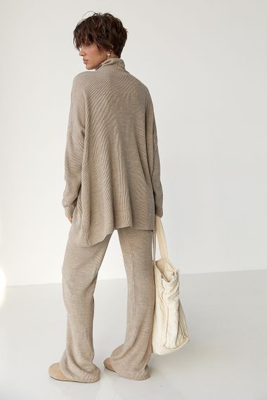 Вільний костюм в рубчик зі светром і прямими штанами - кавовий цвет, ONE SIZE (є розміри) | Зображення 1