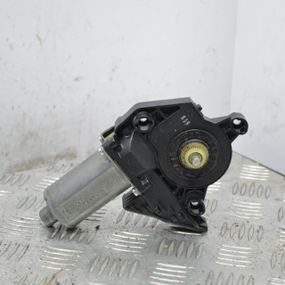 Моторчик склопідйомника передній правий Peugeot 307 2001-2008 Пежо 0130821766