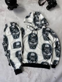 Костюм