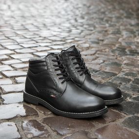 Зимняя мужская обувь. Ботинки утепленные мехом 41 42 размер