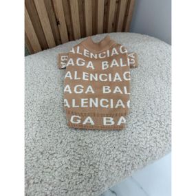 Брендовый свитер для собак BALENCIAGA крупные печатные буквы, бежевый