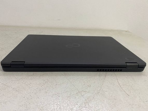 Нетбук Fujitsu LifeBook U729 / 12.5" (1920x1080) IPS / Intel Core i5-8265U (4 (8) ядра по 1.6 - 3.9 GHz) / 8 GB DDR4 / 256 GB SSD / UHD Graphics / WebCam б/в | Зображення 5