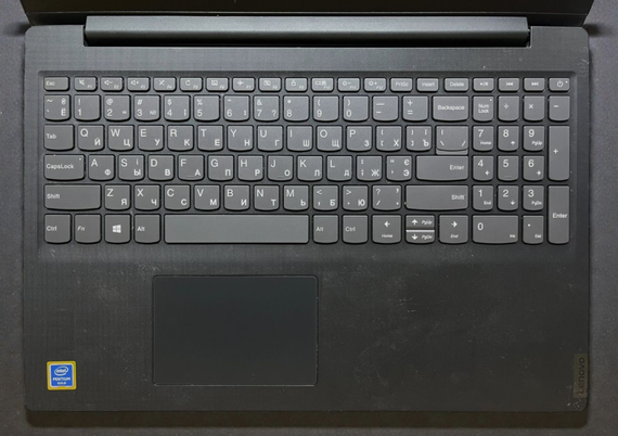 Ноутбук Б-клас Lenovo IdeaPad S145-15IWL / 15.6" (1366x768) TN / Intel Pentium Gold 5405U (2 (4) ядра по 2.3 GHz) / 4 GB DDR4 / 120 GB SSD / Intel UHD Graphics / WebCam б/в | Зображення 2