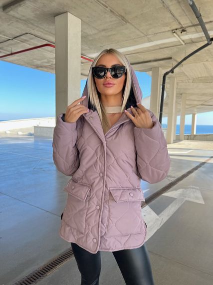 Женская демисезонная стеганая куртка с капюшоном на кнопках NA1039 цвет пудровый, размер 50/52 | Зображення 3