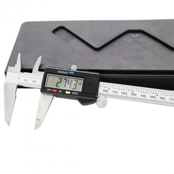 Електронний цифровий Штангенциркуль Digital Caliper 0-150 мм з LCD дисплеєм у кейсі IN-993 мікрометр електронний