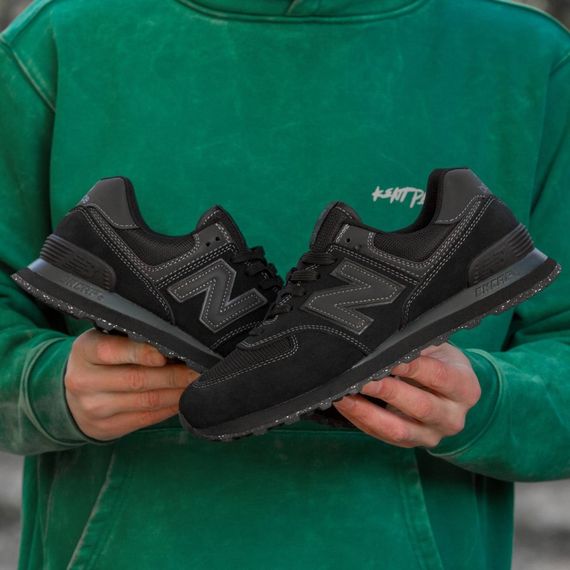 Демісезонні кросівки New Balance 574 колір чорний | Зображення 4