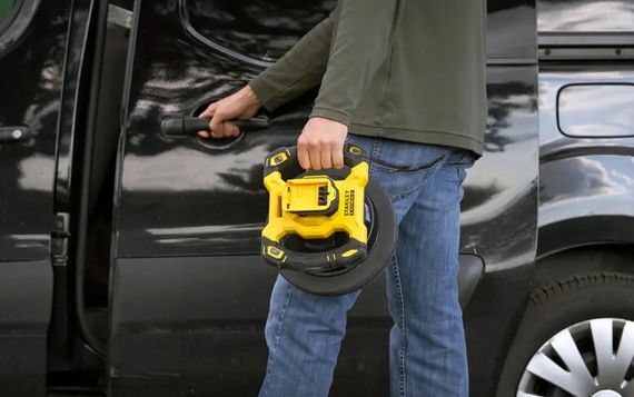 Полірувальна машина акумуляторна Stanley FATMAX без АКБ та ЗП SFMCE100B | Зображення 1