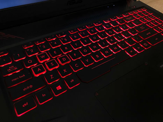 Ігровий Ноутбук Asus TUF FX504 + I5-8300H + GTX 1050 + 1 TB HDD | Зображення 4