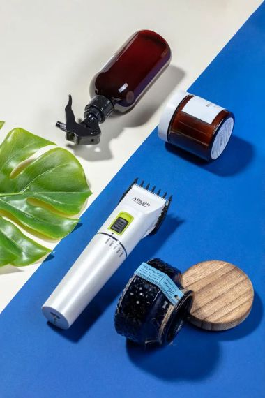 Машинка для стрижки волосся Adler AD 2827 з 4 насадками (UA-01) | Зображення 4