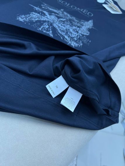 Футболка чоловіча Brunello Cucinelli темно-синього кольору з принтом Solomeo f714 | Зображення 4